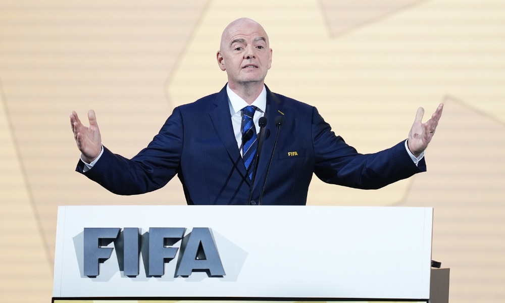 的入籍不仅